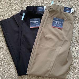 2 pair of men’s khaki pants